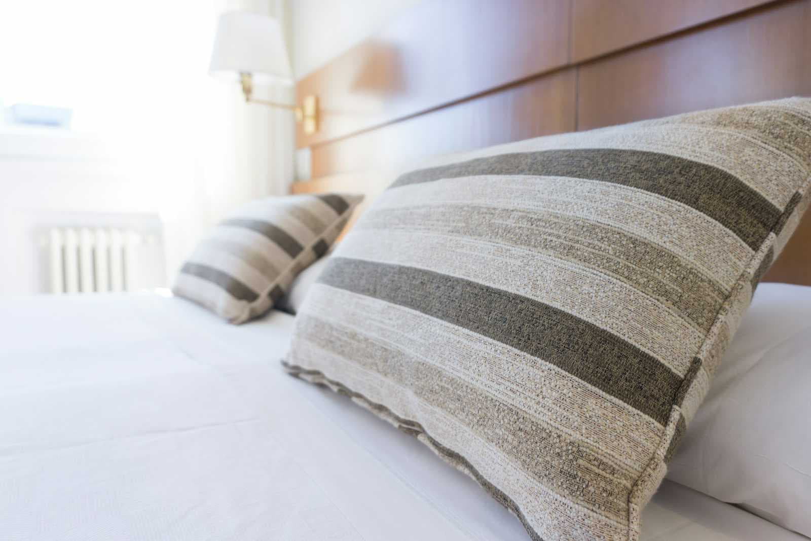 Otel İşletmelerinde Booking Faturaları ve KDV/Stopaj Beyanı: Dikkat Edilmesi Gerekenler