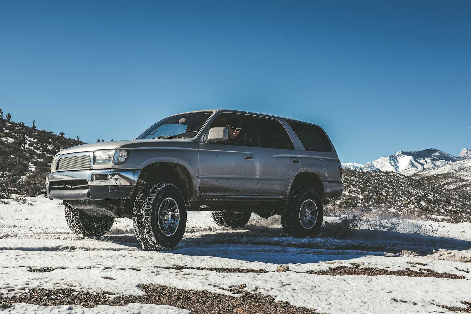 Jeep KDV indirilir mi? 2025